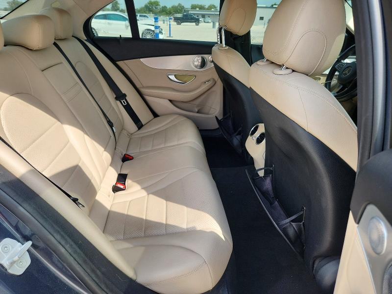 63804416 :رقم المزاد ، 55SWF4KB7FU029227 vin ، 2015 Mercedes-benz C مزاد بيع