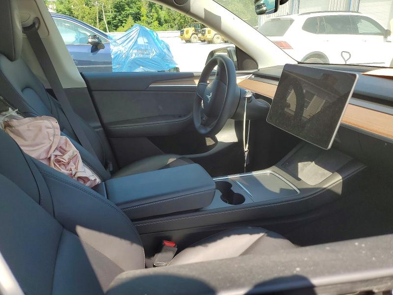 Продажа на аукционе авто 2024 Tesla Model Y, vin: 7SAYGDED9RF049877, номер лота: 64181206