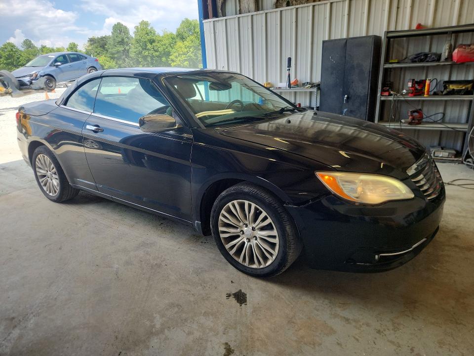 67551496 :رقم المزاد ، 1C3BCBFG3CN162488 vin ، 2012 Chrysler 200 مزاد بيع