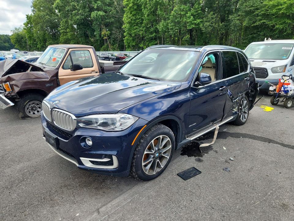 64718336 :رقم المزاد ، 5UXKR0C35H0V73183 vin ، 2017 Bmw X5 مزاد بيع
