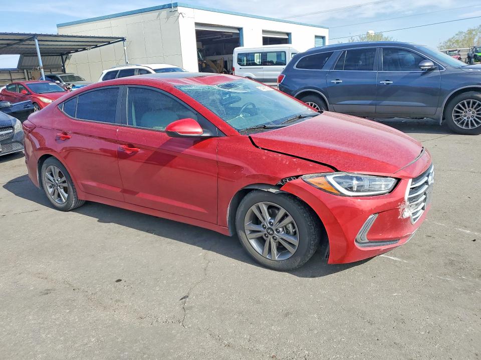 64698386 :رقم المزاد ، KMHD84LFXHU358711 vin ، 2017 Hyundai Elantra مزاد بيع