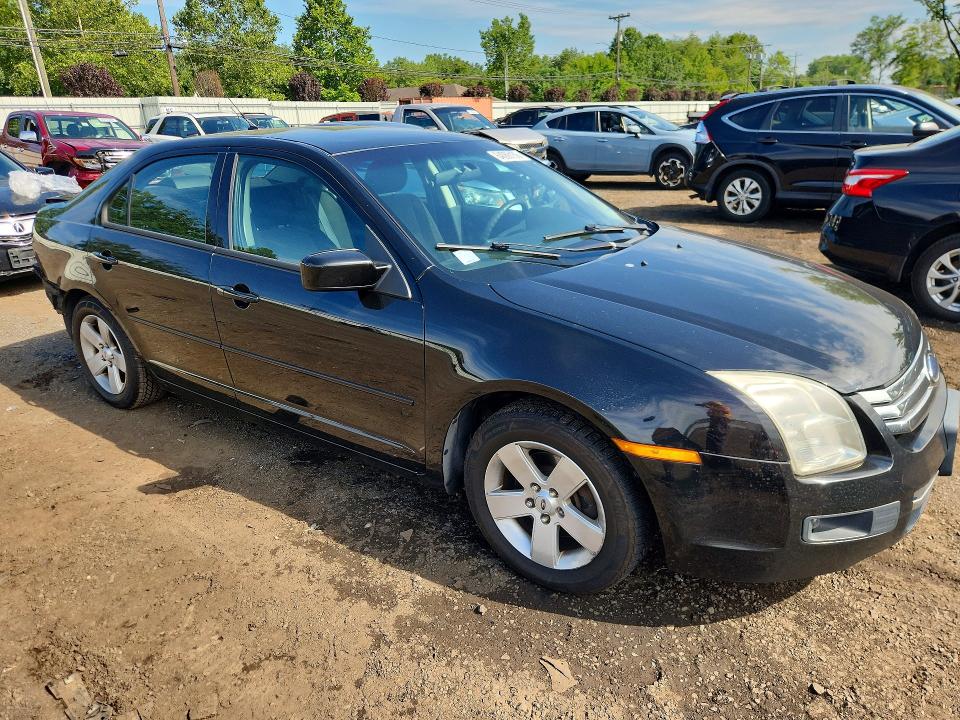 2007 Ford Fusion მანქანა იყიდება აუქციონზე, vin: 3FAHP01167R214383, აუქციონის ნომერი: 64066156