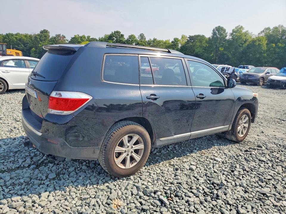 64665386 :رقم المزاد ، 5TDZK3EH5DS103189 vin ، 2013 Toyota Highlander مزاد بيع