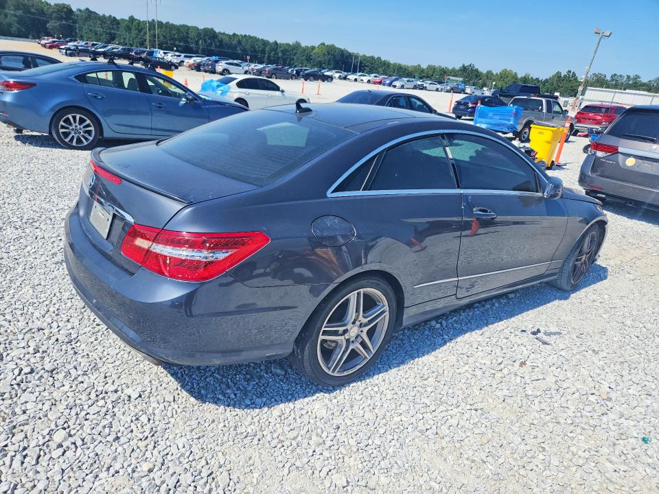 Продажа на аукционе авто 2011 Mercedes-benz E, vin: WDDKJ7CB6BF119172, номер лота: 64122596