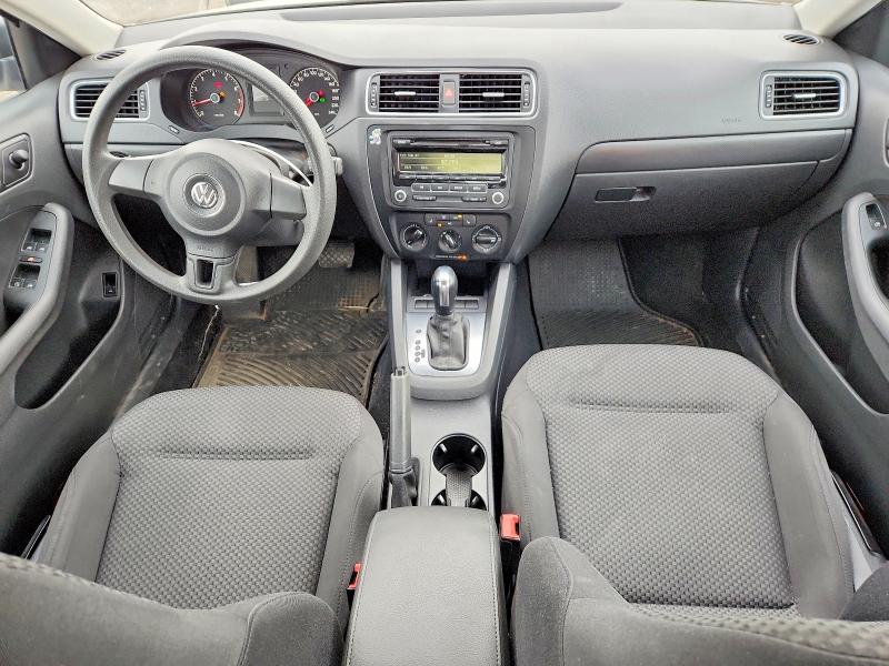2013 Volkswagen Jetta მანქანა იყიდება აუქციონზე, vin: 3VW2K7AJ4DM443867, აუქციონის ნომერი: 64727496