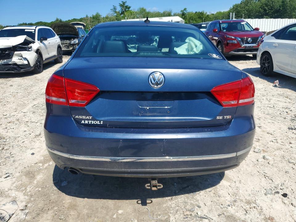 2015 Volkswagen Passat მანქანა იყიდება აუქციონზე, vin: 1VWBT7A37FC075011, აუქციონის ნომერი: 63640646