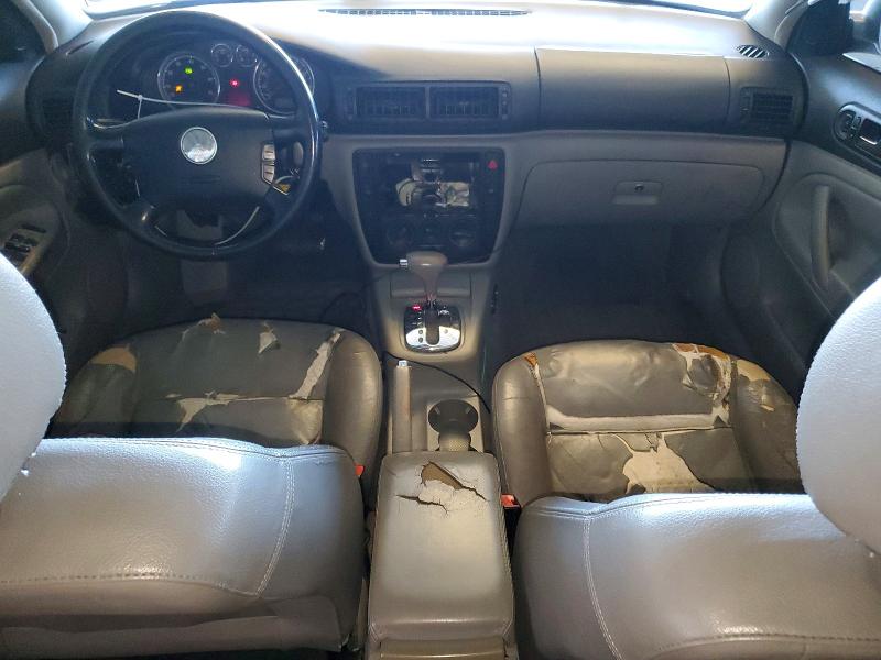 2004 Volkswagen Passat მანქანა იყიდება აუქციონზე, vin: WVWPD63BX4P143148, აუქციონის ნომერი: 64181476