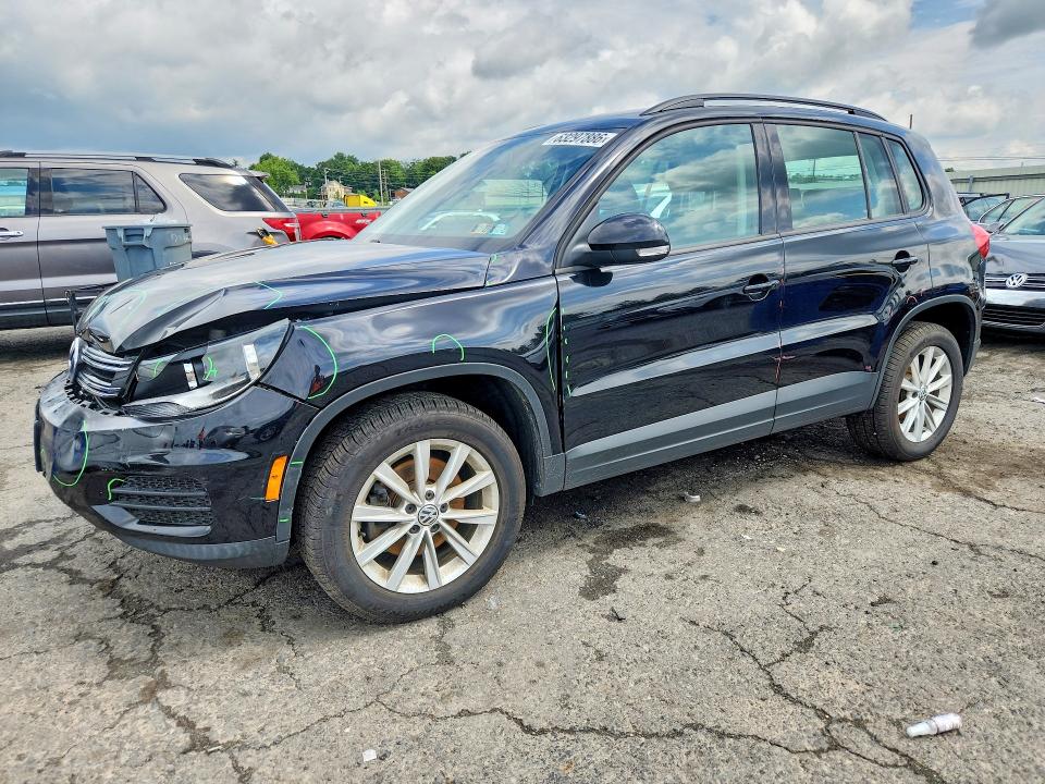 63297886 :رقم المزاد ، WVGBV7AX8HK047013 vin ، 2017 Volkswagen Tiguan مزاد بيع