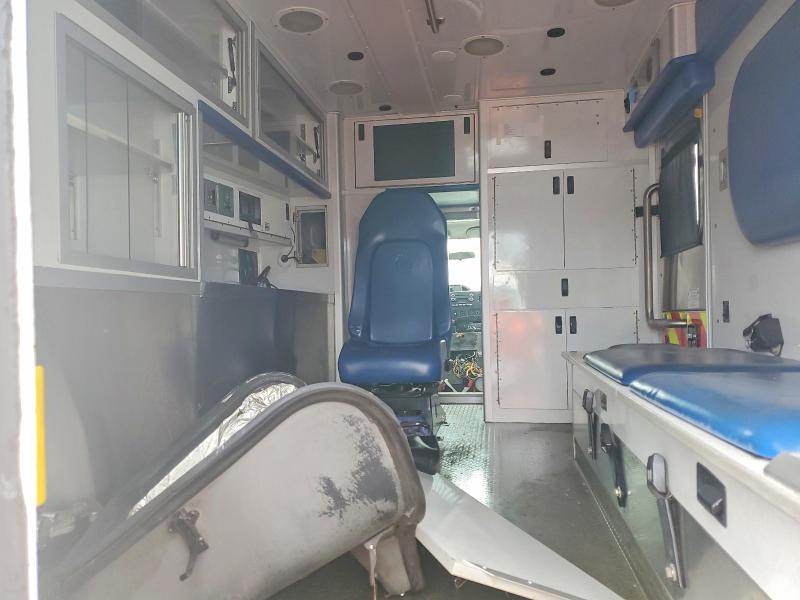 63366256 :رقم المزاد ، 1FDXE4FS4HDC32407 vin ، 2017 Ford Econoline مزاد بيع