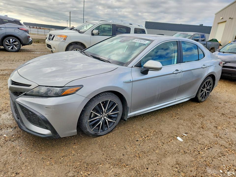 64934226 :رقم المزاد ، 4T1B21HK4MU523742 vin ، 2021 Toyota Camry مزاد بيع