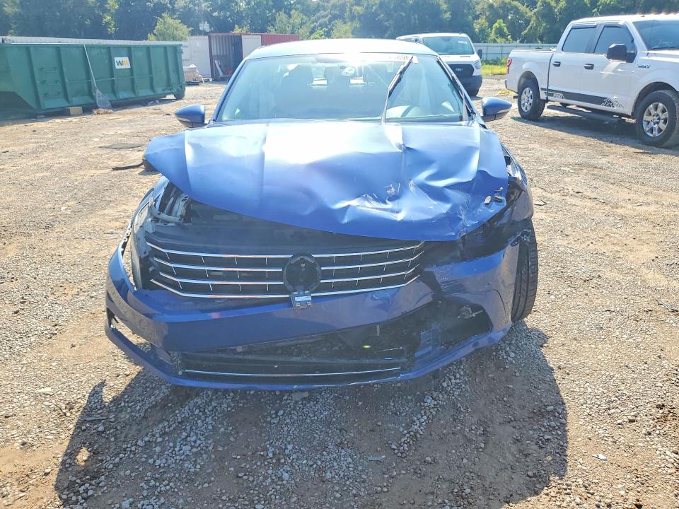 Продаж на аукціоні авто 2017 Volkswagen Passat, vin: 1VWAT7A39HC052490, номер лоту: 65271896