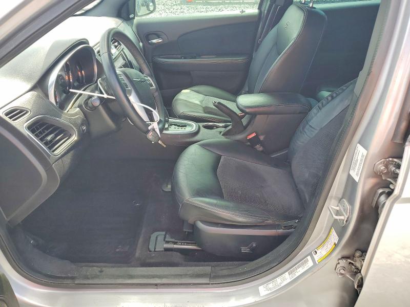 64451636 :رقم المزاد ، 1C3CCBCG4DN706488 vin ، 2013 Chrysler 200 مزاد بيع