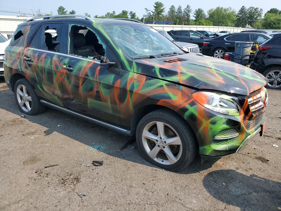 Продажа на аукционе авто 2017 Mercedes-benz Gle, vin: 4JGDA5HB8HA853863, номер лота: 64895216