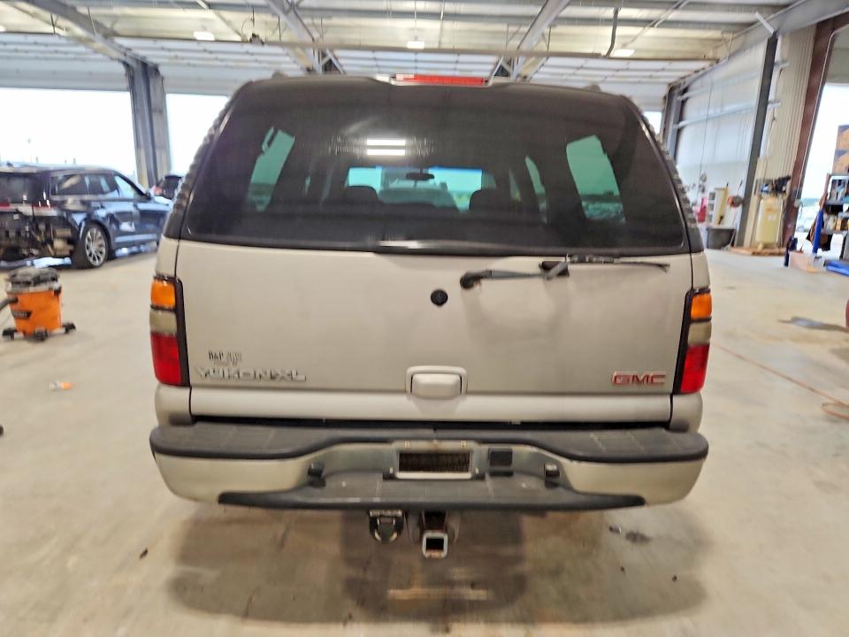 2004 Gmc Yukon Xl მანქანა იყიდება აუქციონზე, vin: 3GKFK16Z54G202211, აუქციონის ნომერი: 61709856