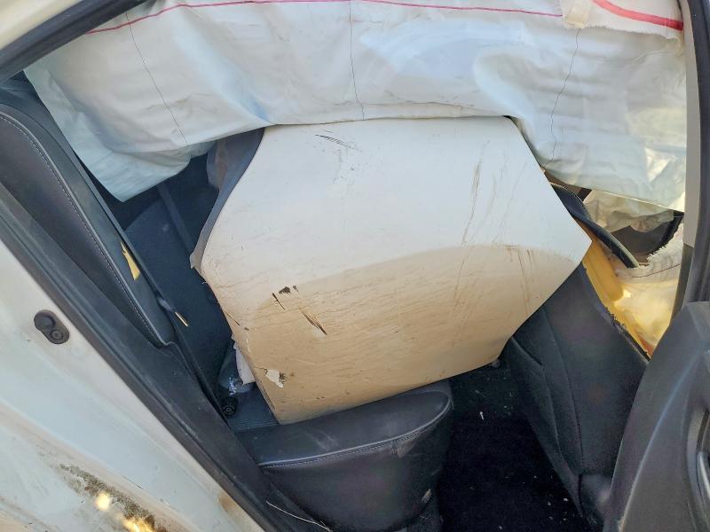 63715416 :رقم المزاد ، 2T1BURHE5EC113215 vin ، 2014 Toyota Corolla مزاد بيع