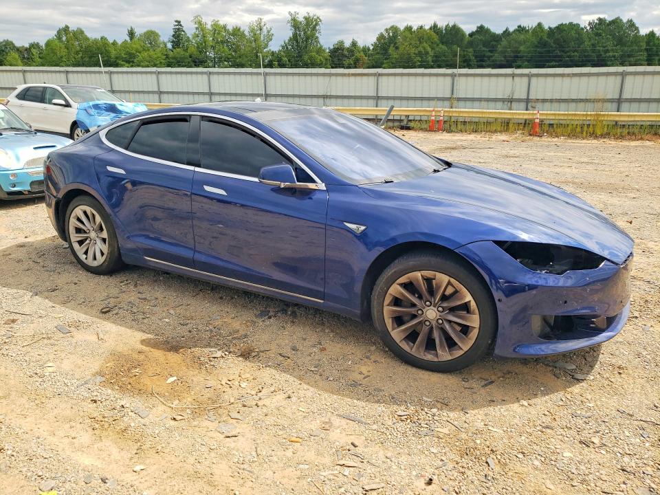 65055626 :رقم المزاد ، 5YJSA1E11GF157058 vin ، 2016 Tesla Model S مزاد بيع