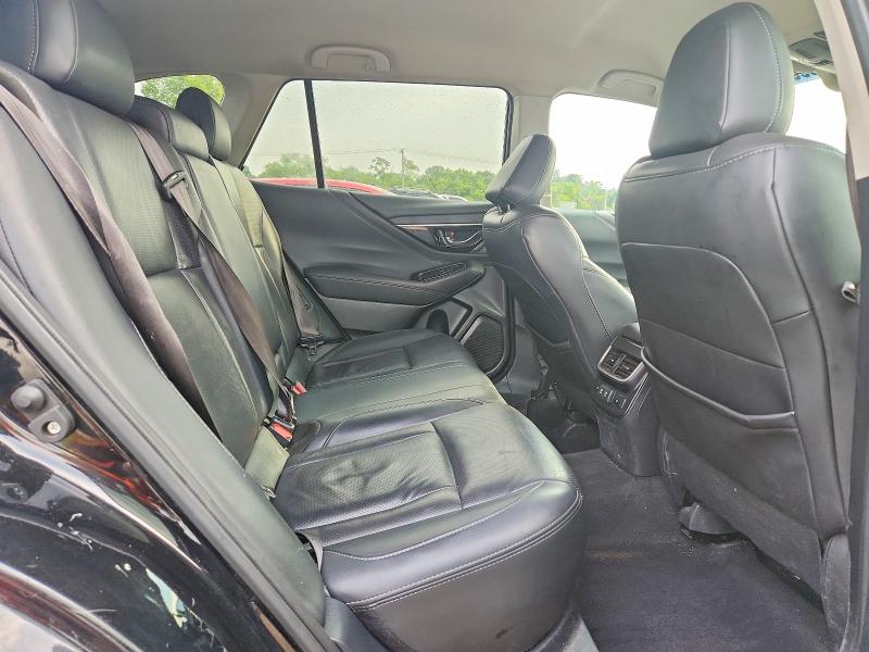 63561796 :رقم المزاد ، 4S4BTAMC4N3137325 vin ، 2022 Subaru Outback مزاد بيع