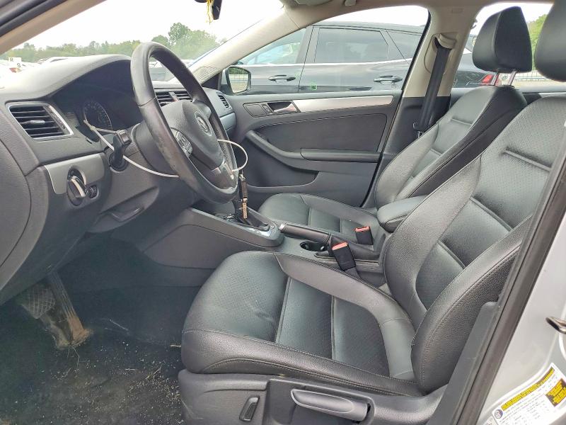 66811396 :رقم المزاد ، 3VWDP7AJ5DM447890 vin ، 2013 Volkswagen Jetta مزاد بيع