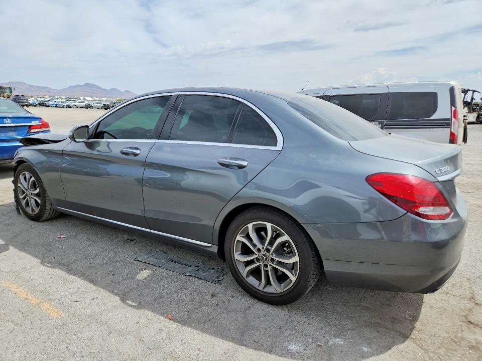 67155846 :رقم المزاد ، 55SWF4JB9JU260110 vin ، 2018 Mercedes-benz C مزاد بيع