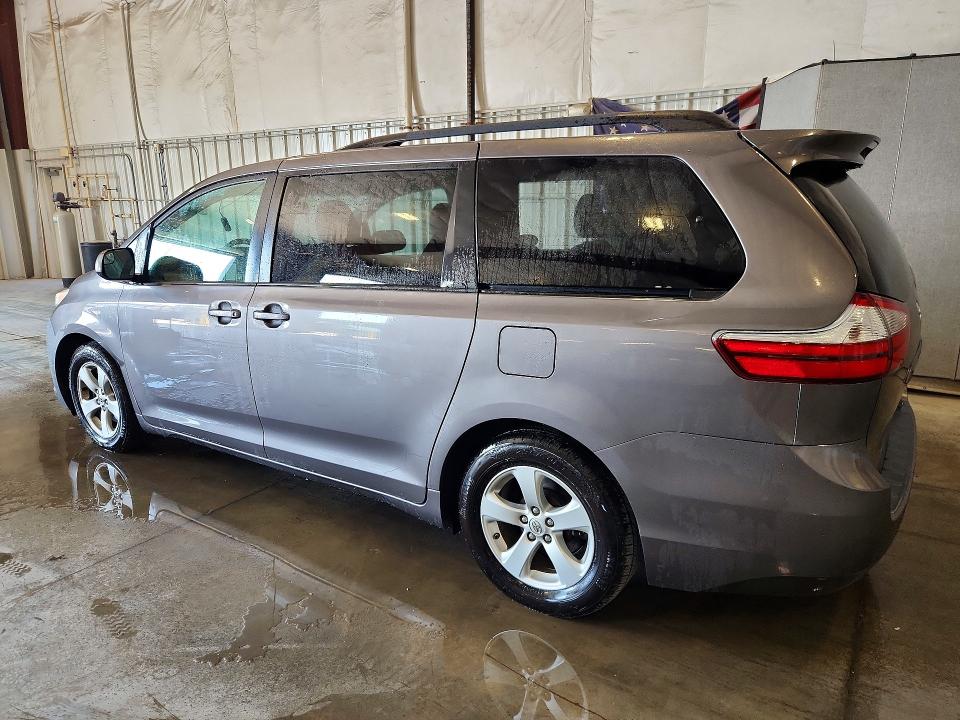 Продажа на аукционе авто 2017 Toyota Sienna, vin: 5TDKZ3DC5HS815193, номер лота: 65523016