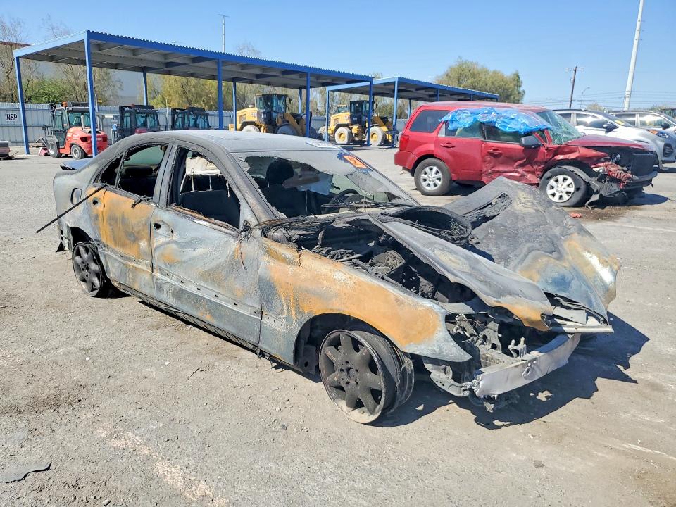 64127526 :رقم المزاد ، WDBRF64J61F025526 vin ، 2001 Mercedes-benz C مزاد بيع