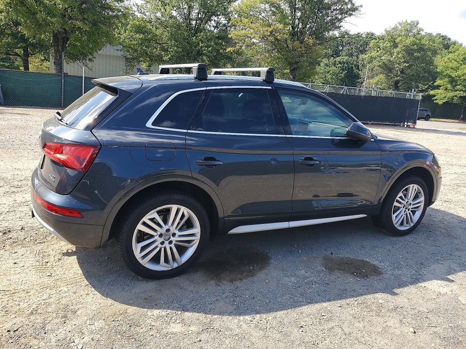 65803556 :رقم المزاد ، WA1CNAFY2J2102093 vin ، 2018 Audi Q5 مزاد بيع
