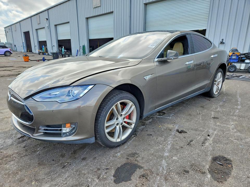 Aukcja sprzedaży 2015 Tesla Model S, vin: 5YJSA1H45FF089187, numer aukcji: 67109276