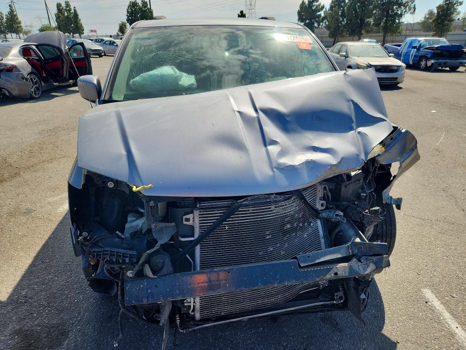 63612416 :رقم المزاد ، 2C4RC1BG0ER247823 vin ، 2014 Chrysler Town & Country مزاد بيع