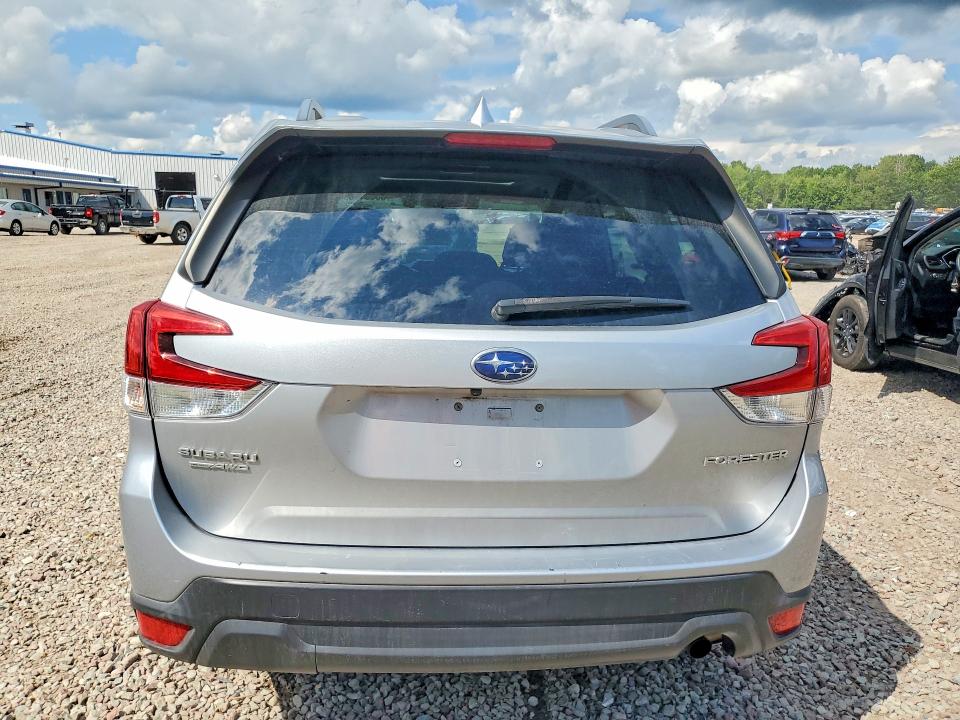65531766 :رقم المزاد ، JF2SKAEC5KH410259 vin ، 2019 Subaru Forester مزاد بيع
