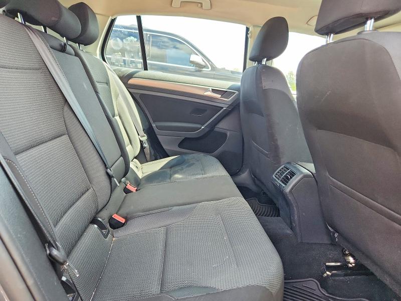 66602996 :رقم المزاد ، 3VW217AU5HM070096 vin ، 2017 Volkswagen Golf مزاد بيع