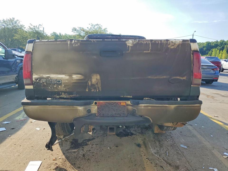 67101766 :رقم المزاد ، 1FTNF21L03ED31533 vin ، 2003 Ford F250 مزاد بيع