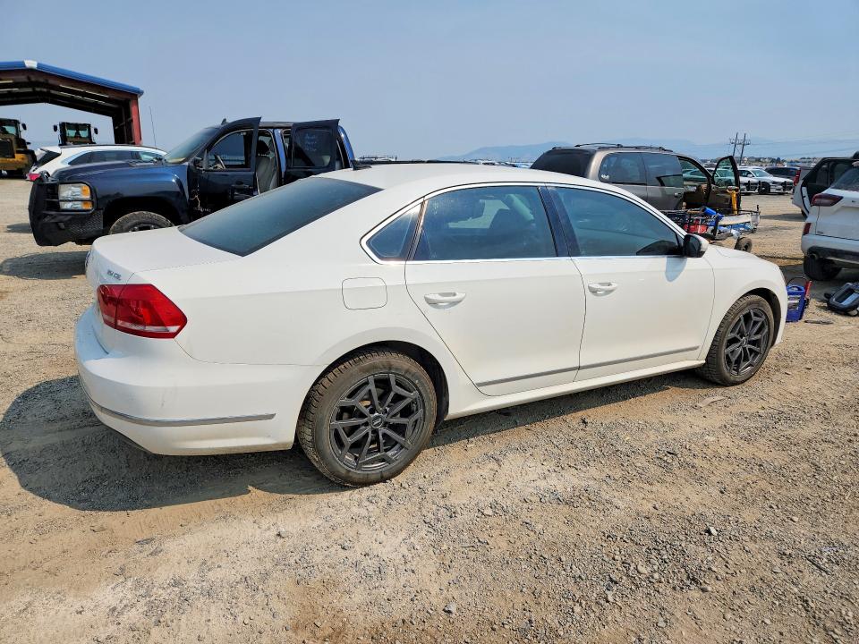 63556416 :رقم المزاد ، 1VWCV7A32FC036955 vin ، 2015 Volkswagen Passat مزاد بيع