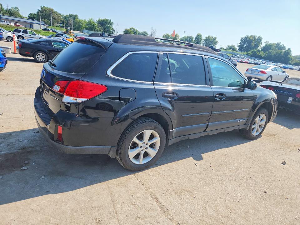 2014 Subaru Outback მანქანა იყიდება აუქციონზე, vin: 4S4BRCDC9E3302411, აუქციონის ნომერი: 65956736