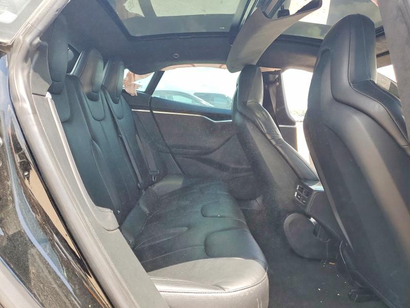 2015 Tesla Model S მანქანა იყიდება აუქციონზე, vin: 5YJSA1H22FF100399, აუქციონის ნომერი: 64202576
