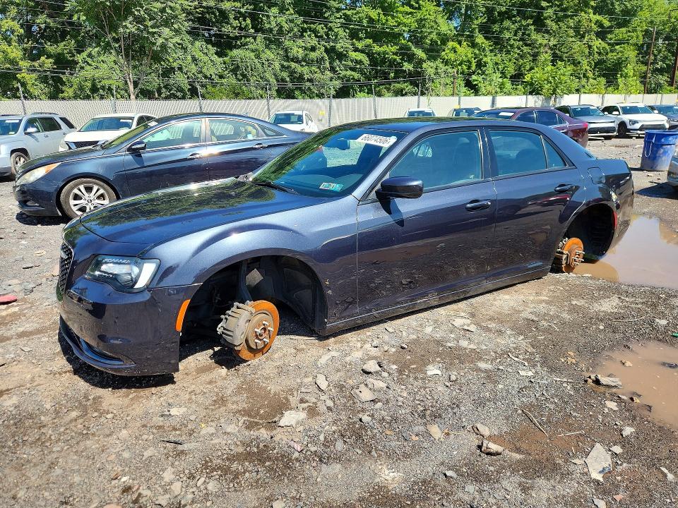 2019 Chrysler 300 მანქანა იყიდება აუქციონზე, vin: 2C3CCAGG8KH561482, აუქციონის ნომერი: 66074506