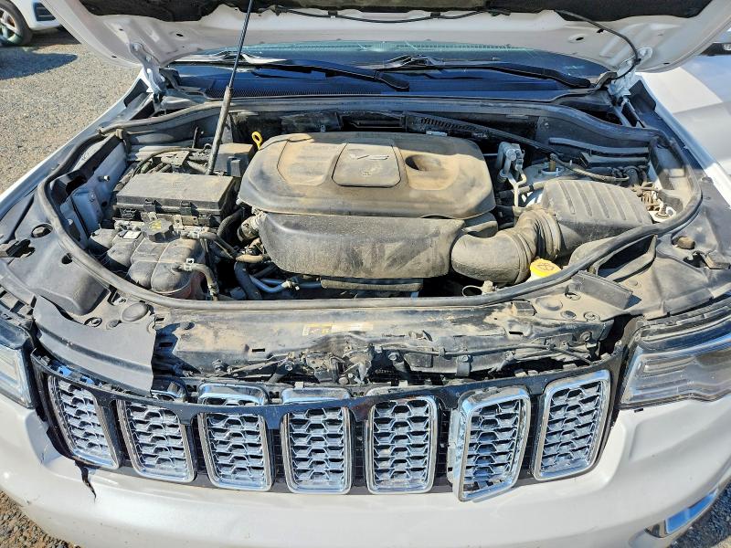 64071436 :رقم المزاد ، 1C4RJFCG0JC245879 vin ، 2018 Jeep Grand Cherokee مزاد بيع