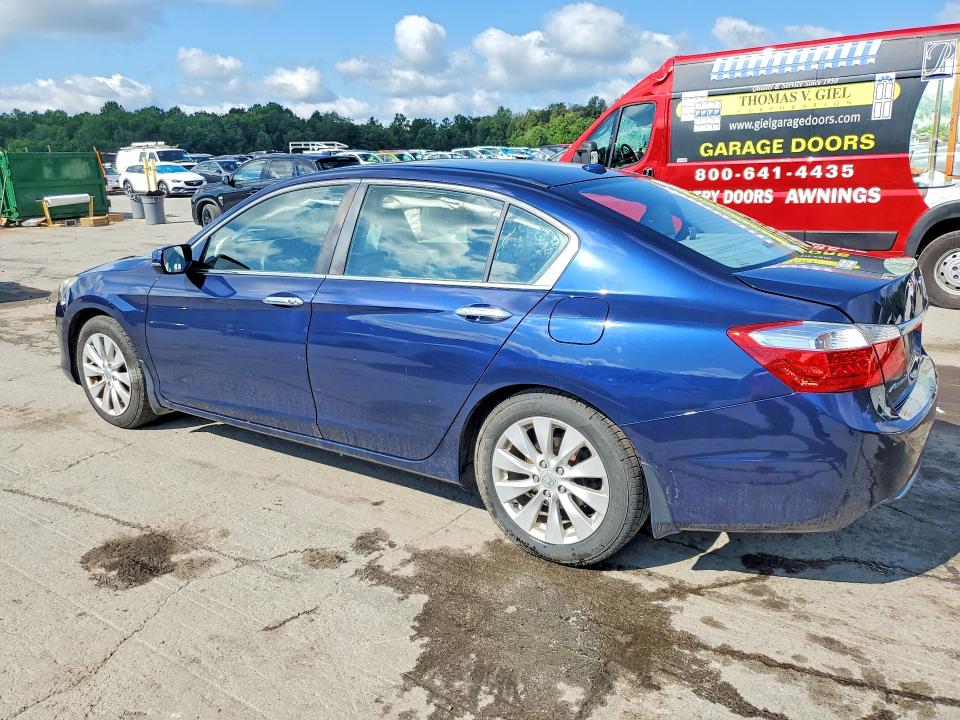 63368546 :رقم المزاد ، 1HGCR2F88FA079319 vin ، 2015 Honda Accord مزاد بيع