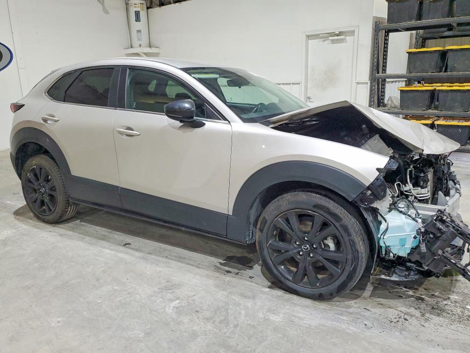 63387176 :رقم المزاد ، 3MVDMBBM4RM665042 vin ، 2024 Mazda Cx-30 مزاد بيع