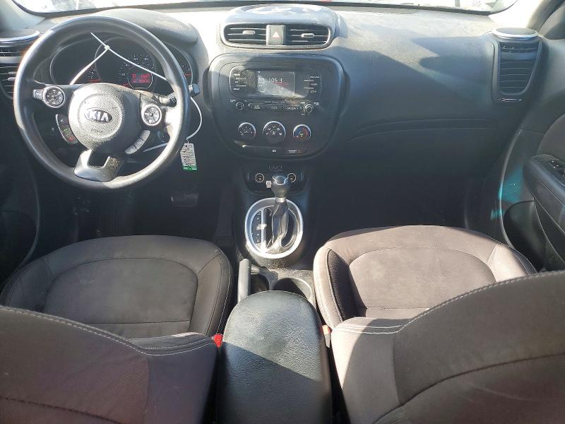 63931506 :رقم المزاد ، KNDJN2A25F7805901 vin ، 2015 Kia Soul مزاد بيع