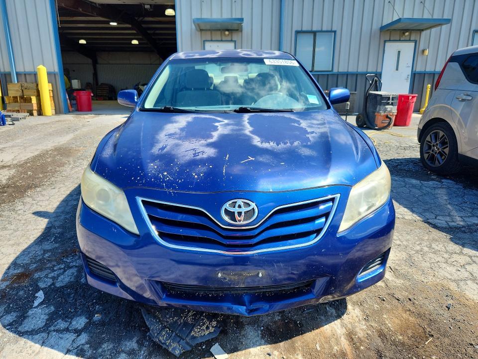 Aukcja sprzedaży 2011 Toyota Camry, vin: 4T1BF3EK7BU629703, numer aukcji: 63351856