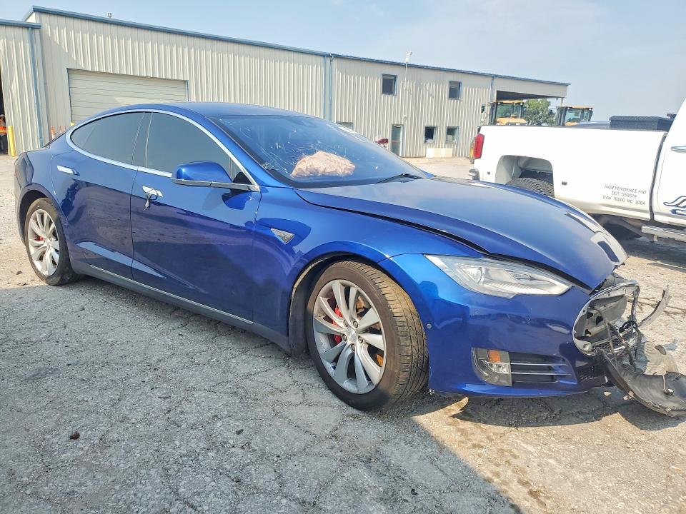 Aukcja sprzedaży 2015 Tesla Model S, vin: 5YJSA1E48FF116208, numer aukcji: 63917926