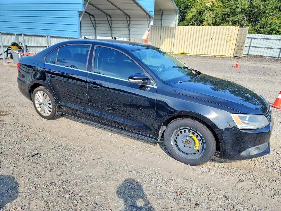 Продажа на аукционе авто 2011 Volkswagen Jetta, vin: 3VWLX7AJ2BM390637, номер лота: 66696776