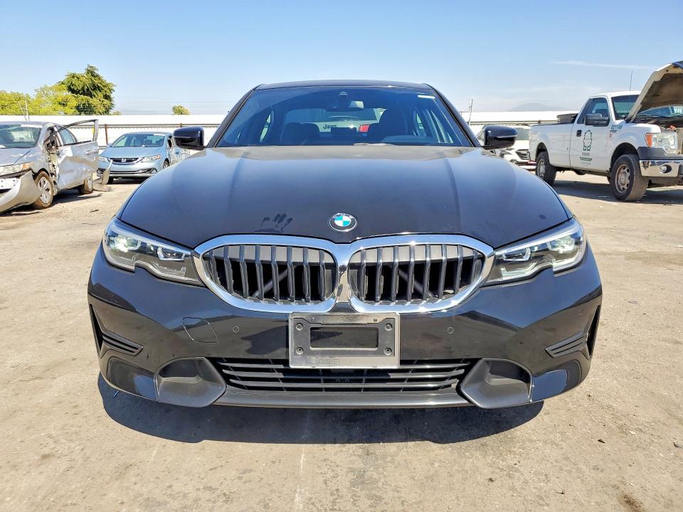 65556216 :رقم المزاد ، 3MW5R1J05L8B36471 vin ، 2020 Bmw 330i مزاد بيع