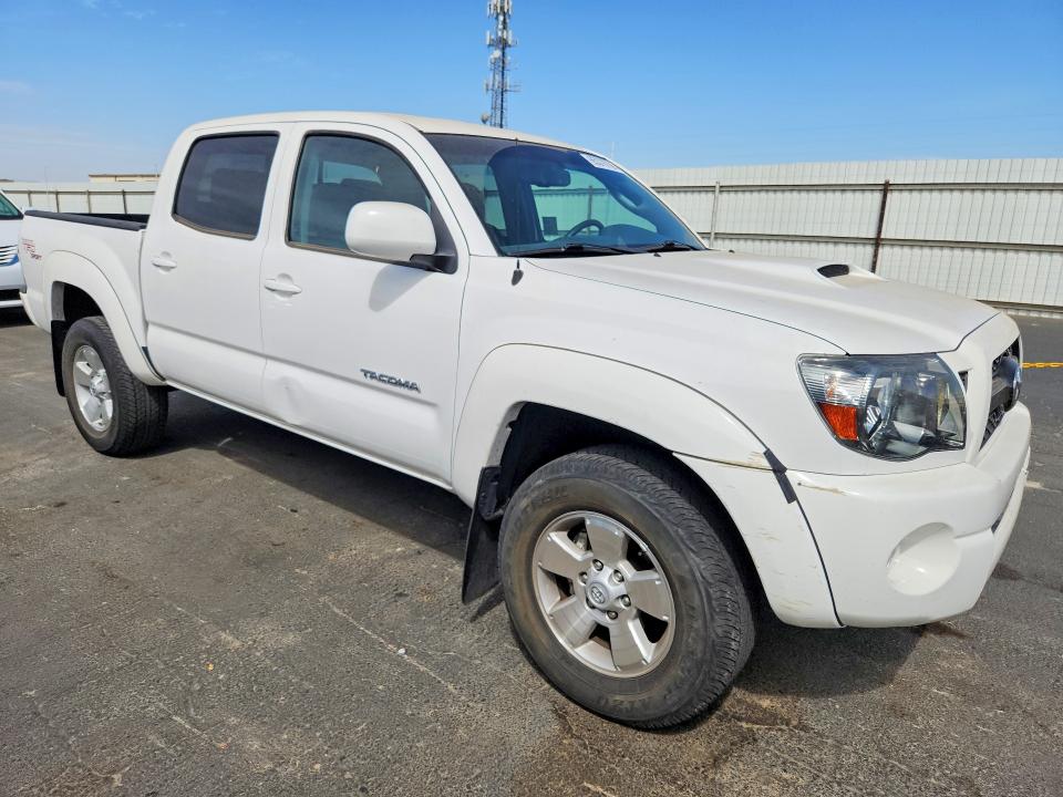 65376736 :رقم المزاد ، 3TMJU4GN3BM113930 vin ، 2011 Toyota Tacoma مزاد بيع