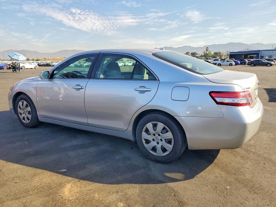 66914166 :رقم المزاد ، 4T1BF3EK1AU052438 vin ، 2010 Toyota Camry مزاد بيع