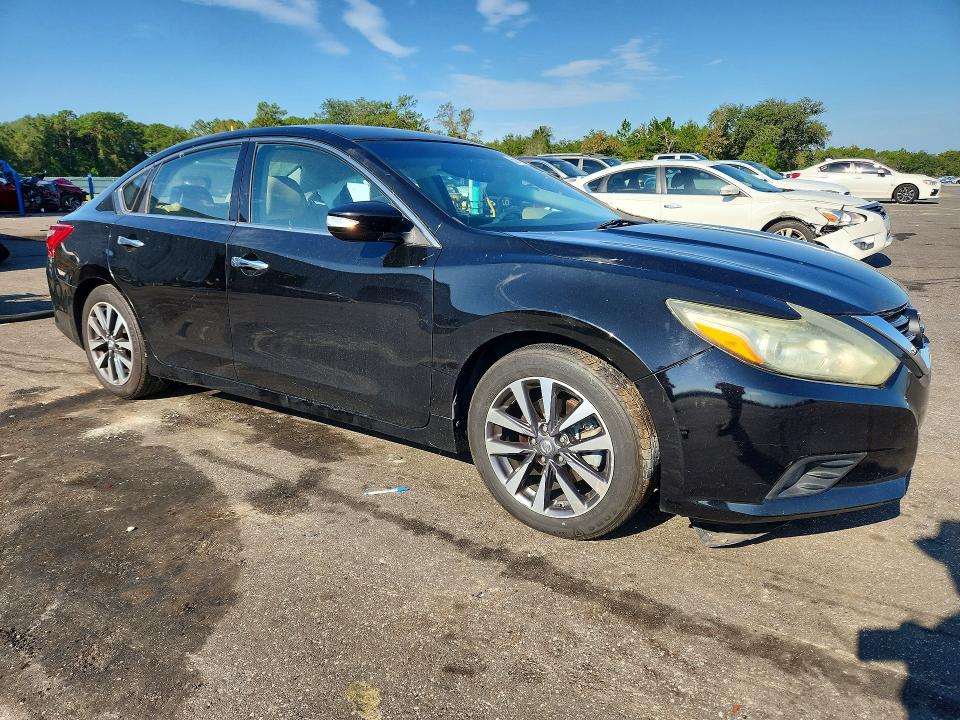 Aukcja sprzedaży 2017 Nissan Altima, vin: 1N4AL3AP8HC156957, numer aukcji: 65565276
