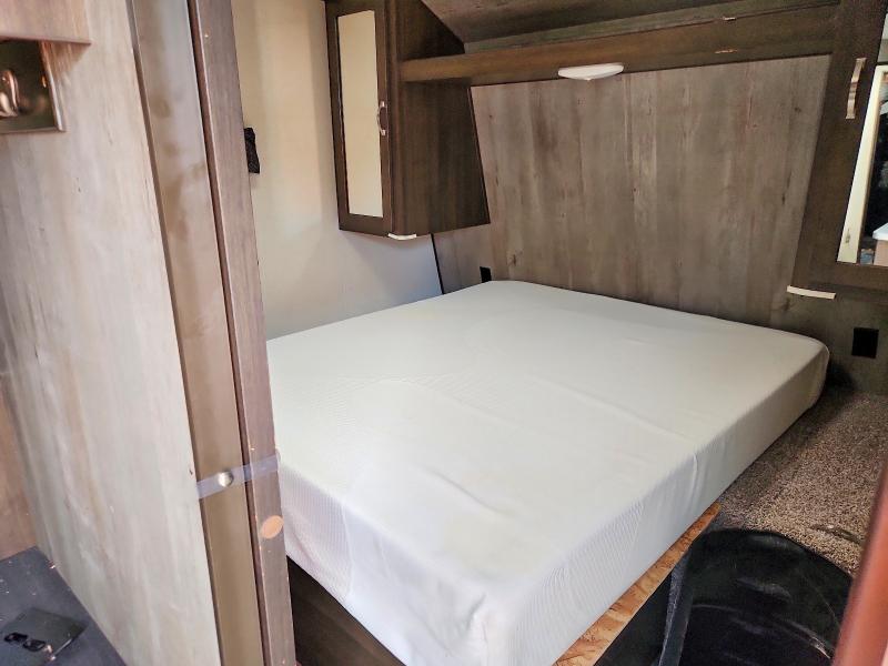 Продажа на аукционе авто 2020 Keystone Springdale, vin: 4YDT32T26L3105428, номер лота: 64438526