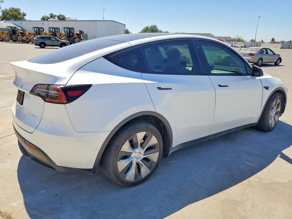 Продажа на аукционе авто 2021 Tesla Model Y, vin: 5YJYGDEE1MF179117, номер лота: 65523296