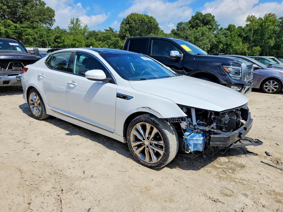 63823346 :رقم المزاد ، 5XXGR4A67FG443963 vin ، 2015 Kia Optima مزاد بيع