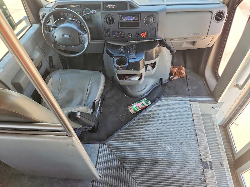 62073496 :رقم المزاد ، 1FDEE3FS3CDA87113 vin ، 2012 Ford E350 مزاد بيع